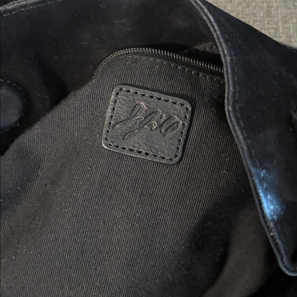 Elegant JJill Black Leather Shoulder Bag Purse
Handbag Magnet Closure - Picture 8 of 13